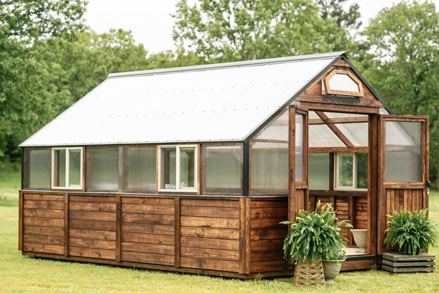 12x16 Legacy Yoderbilt Greenhouse