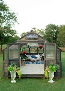 Exterior of a yoderbilt greenhouse